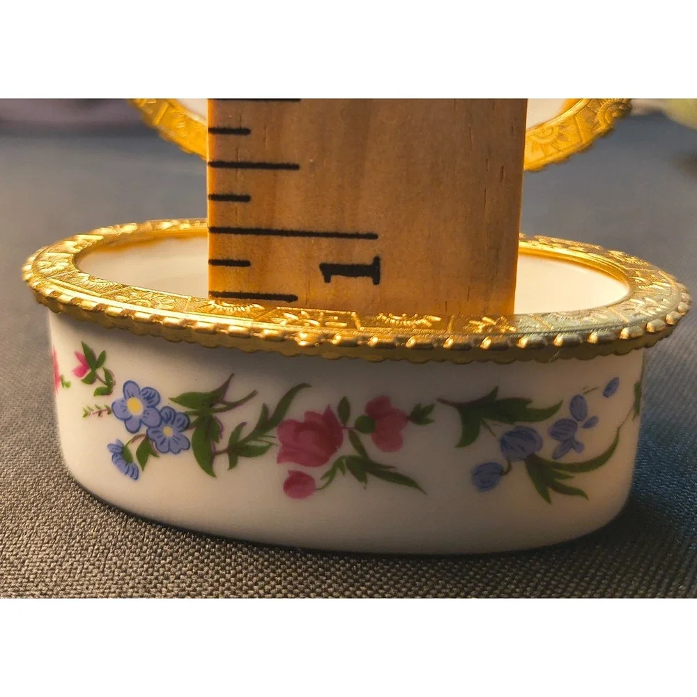 N/A this oval